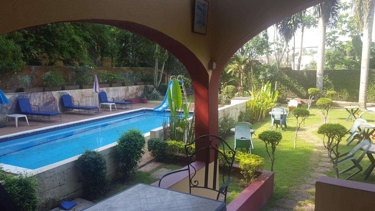 Residence Bertille Abidjan Cocody Exteriér fotografie